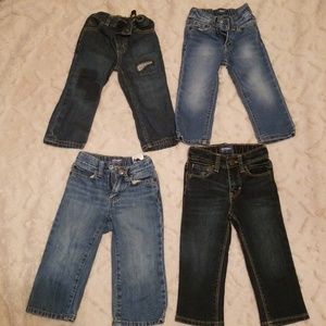 Toddler Jean's size 18-24mo 4 pair!